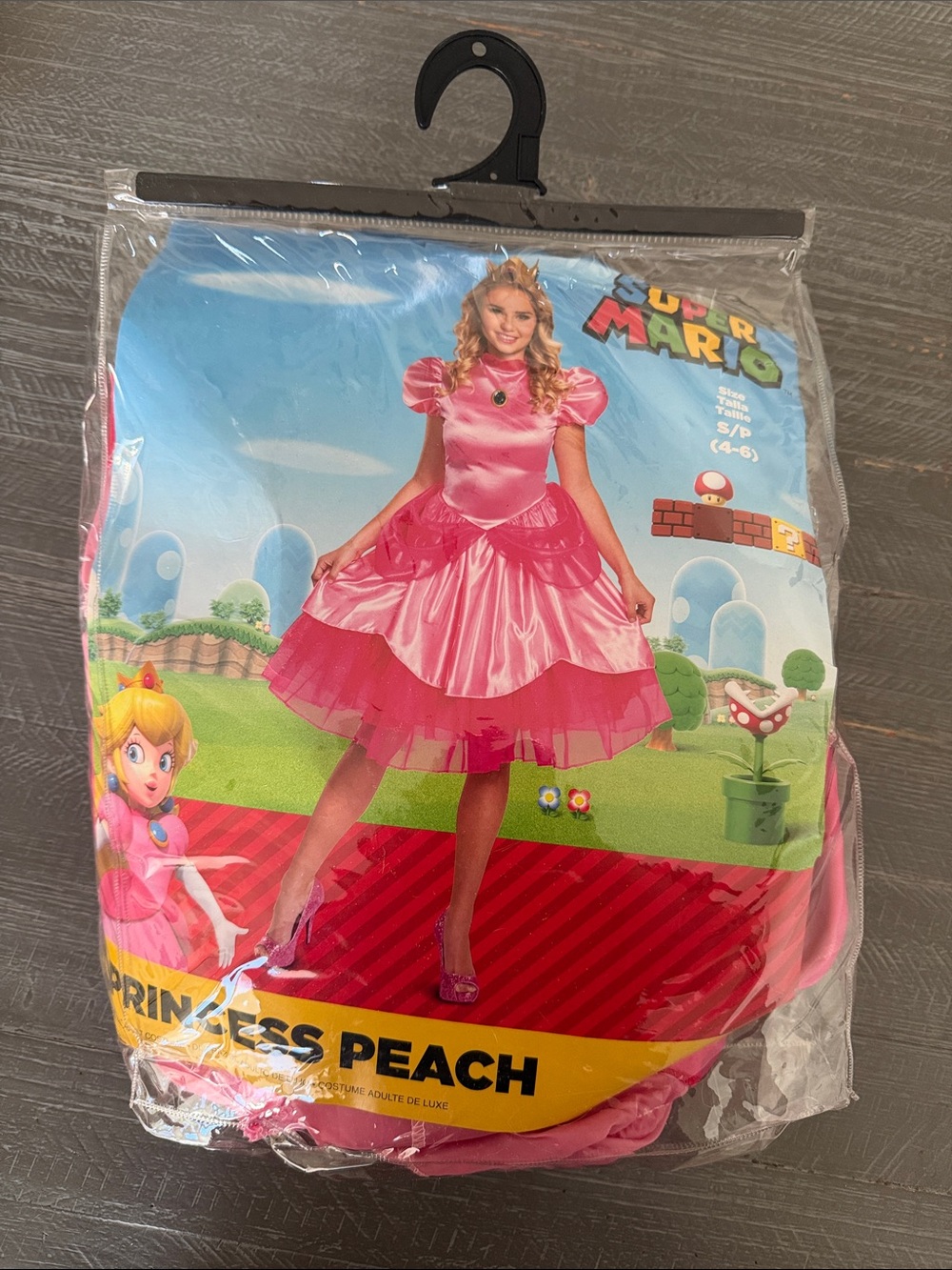 Nintendo Princess Peach Costume